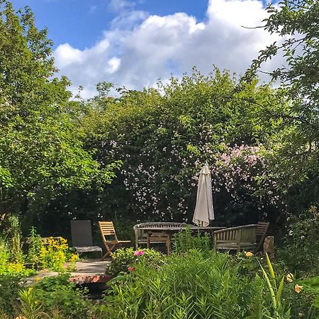 Ynywsen Dairy Flat Villa Llanfynydd Dış mekan fotoğraf